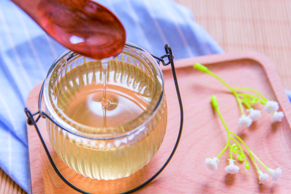 如何酿造甜蜜好喝的蜂蜜酒？